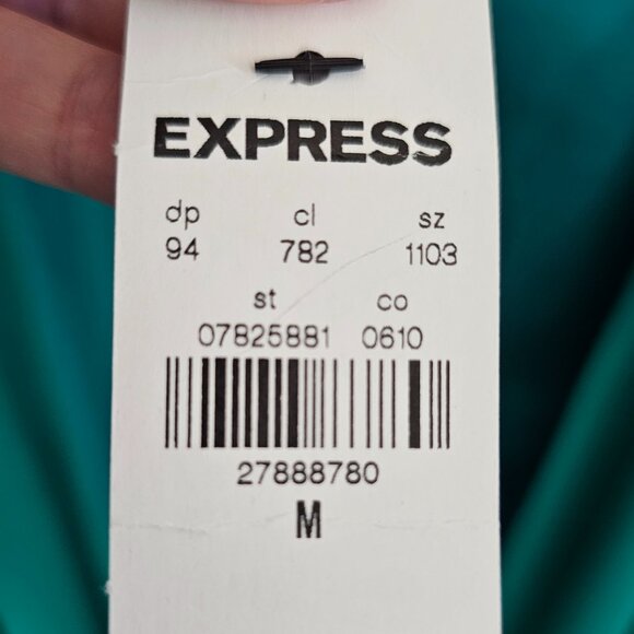 Express NWT long sleeve wrap dress - Picture 3 of 3